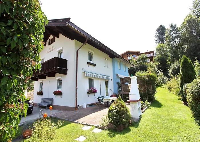 In Kirchberg Near Lift Апартаменти *