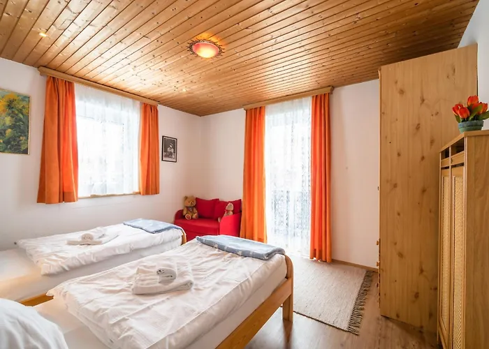 In Kirchberg Near Lift Кірхберг